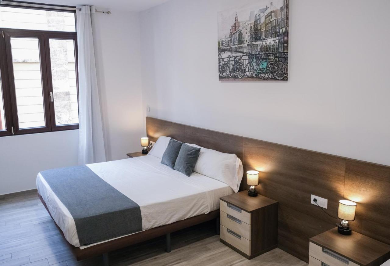 Hostal Tartessos Valencia Exteriör bild