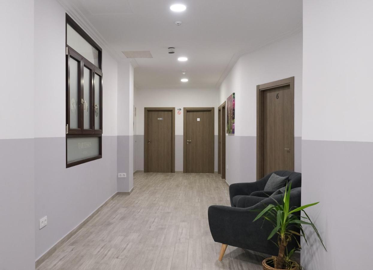 Hostal Tartessos Valencia Exteriör bild