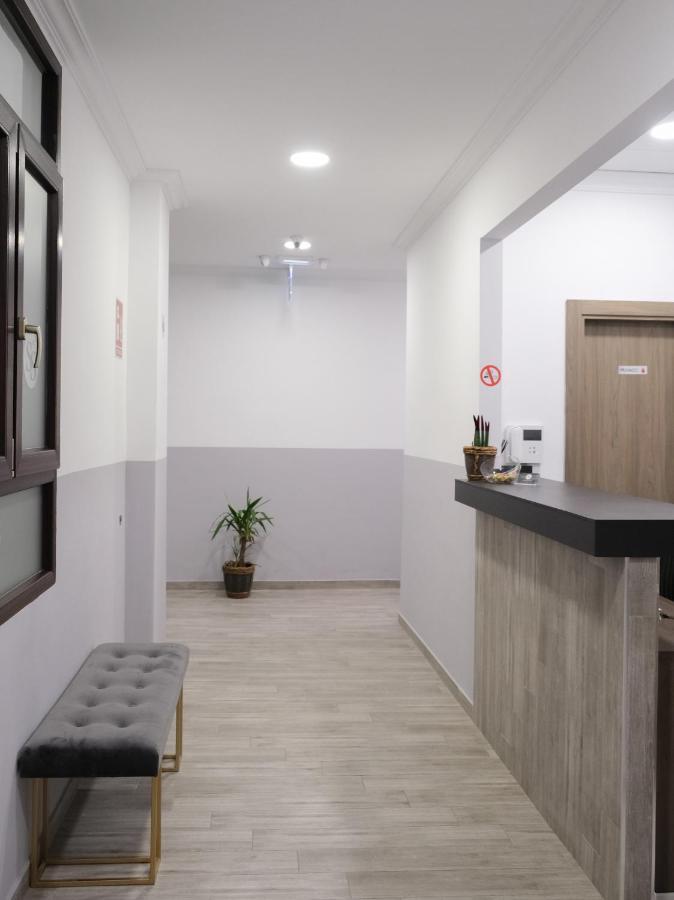 Hostal Tartessos Valencia Exteriör bild