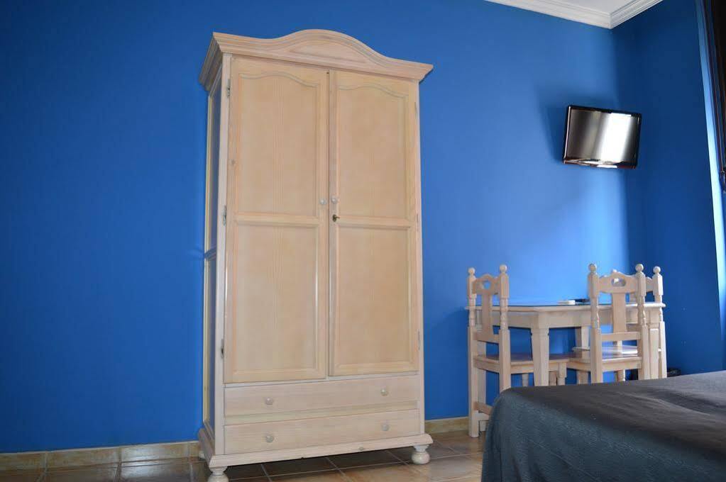 Hostal Tartessos Valencia Exteriör bild